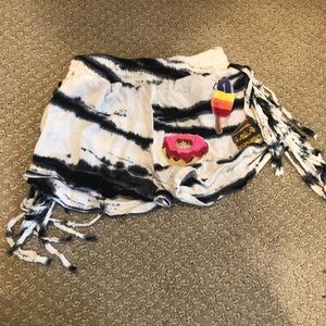 Two items: One pair of shorts and one skirt 2T